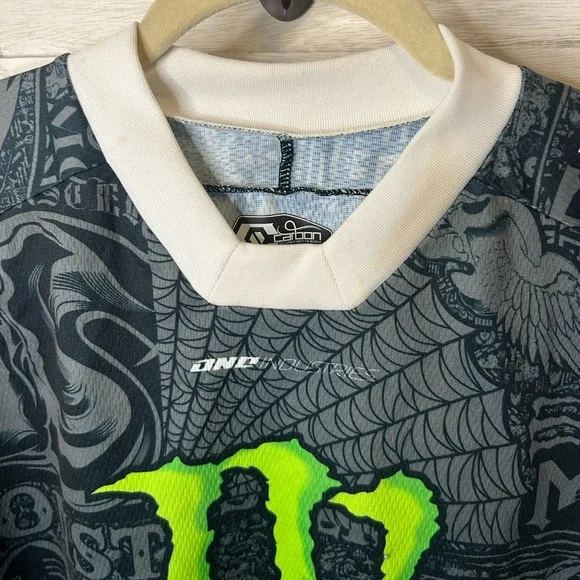 Carbon One Industries x Monster Energy Motocross Jersey Shoulder Pads Gray White - Picture 12 of 14